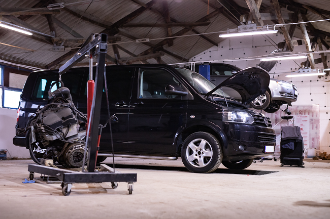 DCC Auto Service Oradea Masina